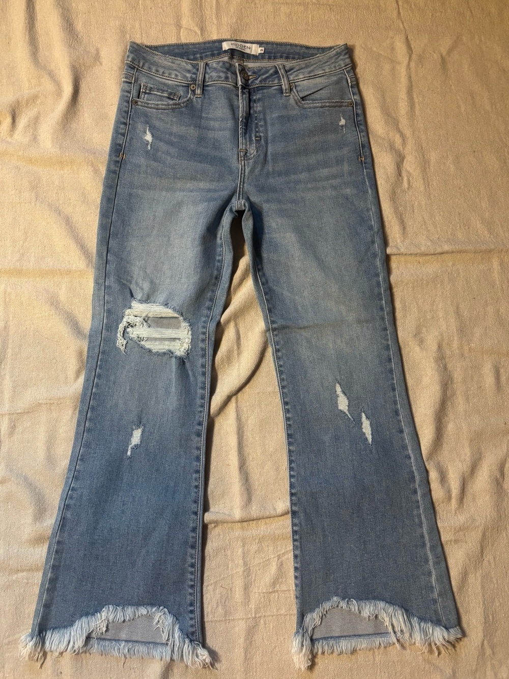 HIDDEN Jeans High Rise Distressed Crop Flare Raw Frayed Hem Blue Size 29 NWOT